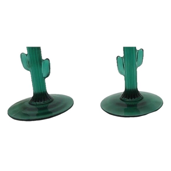 Set of 2 Green Cactus Stemmed Margarita Glasses Clear & Green Glass 6" tall - Picture 2 of 2